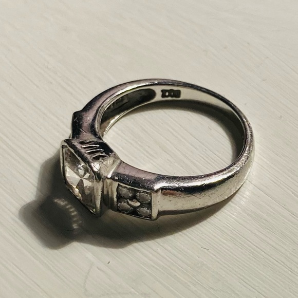 CZ ring size 7 Sterling 925 - Picture 3 of 5